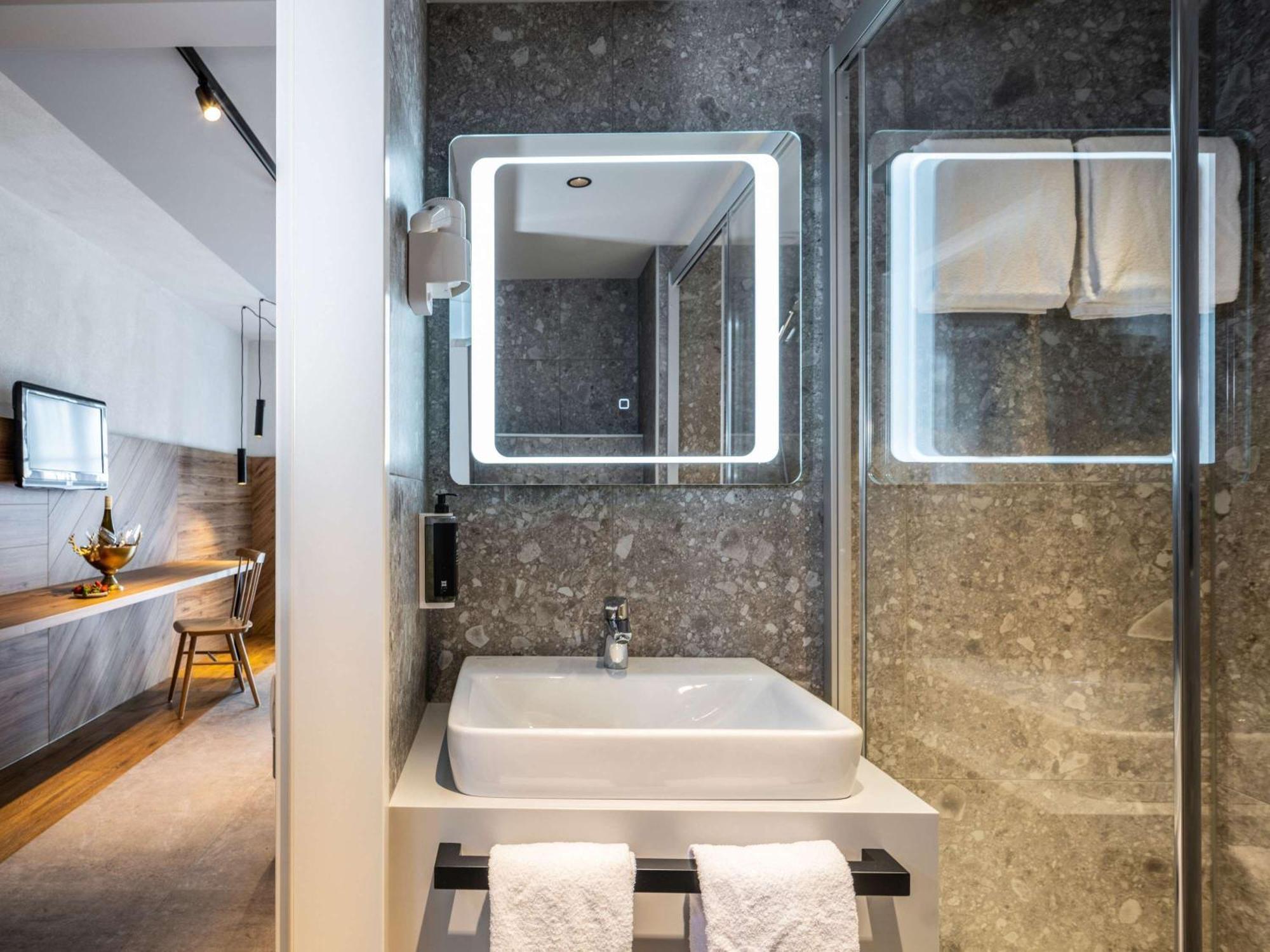 Ibis Styles Graz Messe Hotel Exterior foto